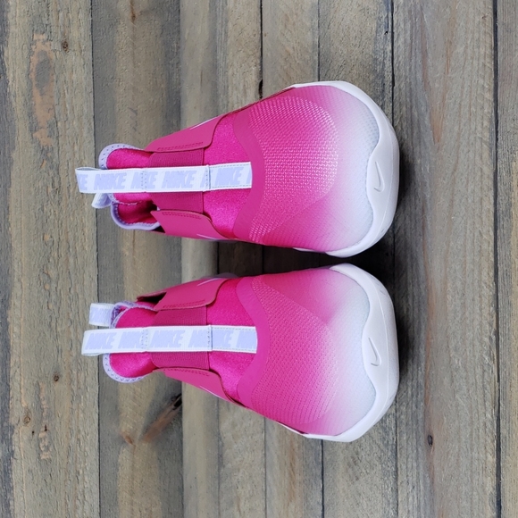 Nike Flex Runner (GS) Youth Girls 7 Women's 9 Slip On Sneakers Fireberry - Picture 3 of 9